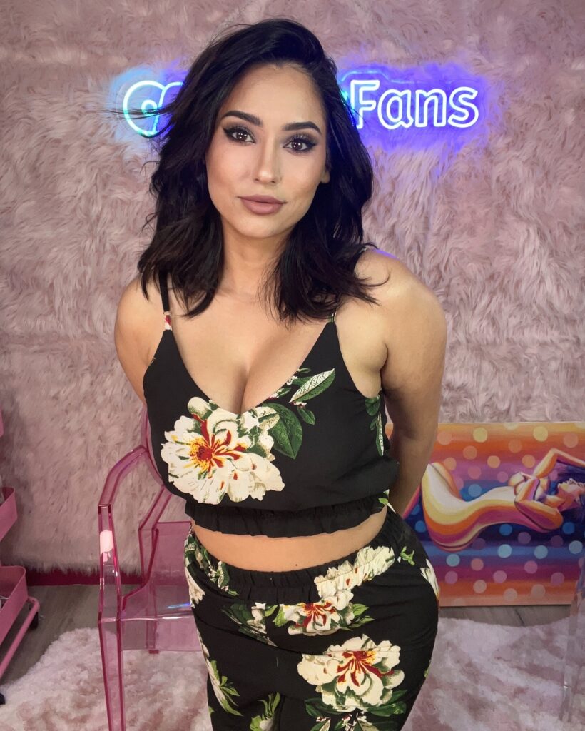 Reena Sky Biography: Age, Height, Career & Net Worth 2026